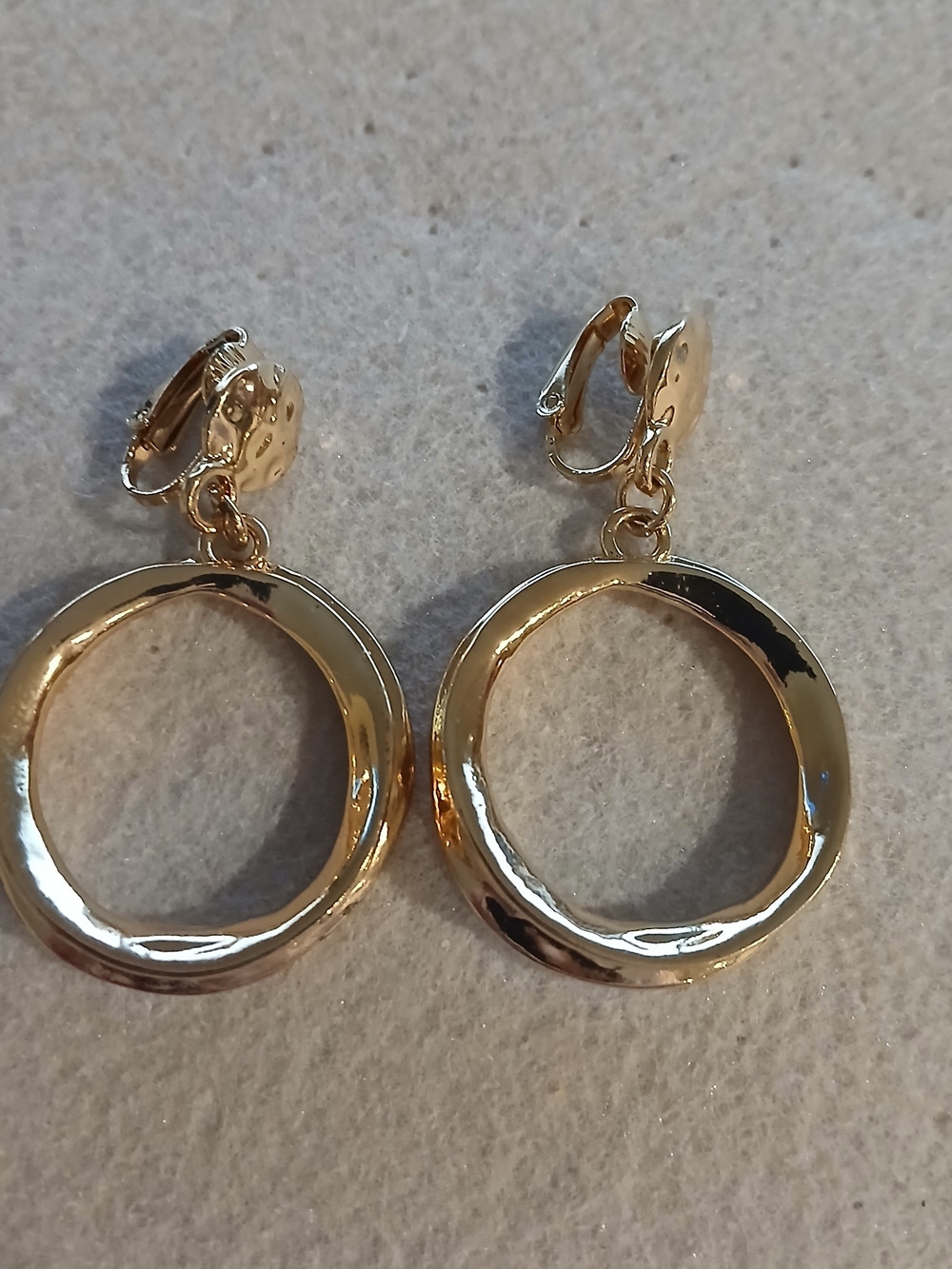 193- Gold Hoop Drop Clip-On Earrings